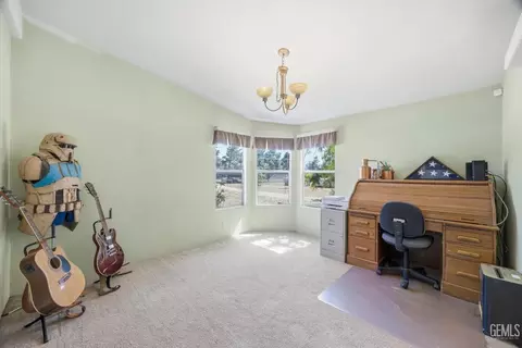 Other - 15054 Abajo Ave, Tehachapi, CA 93561 photo 5 of 10