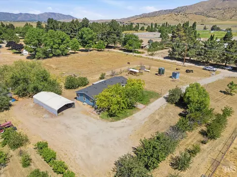 View/Area - 15054 Abajo Ave, Tehachapi, CA 93561 photo 7 of 8