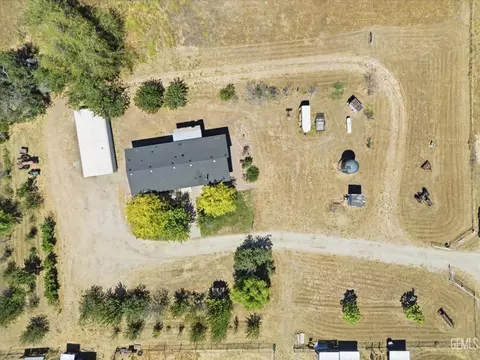 View/Area - 15054 Abajo Ave, Tehachapi, CA 93561 photo 5 of 8