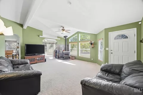 Other - 15054 Abajo Ave, Tehachapi, CA 93561 photo 2 of 10
