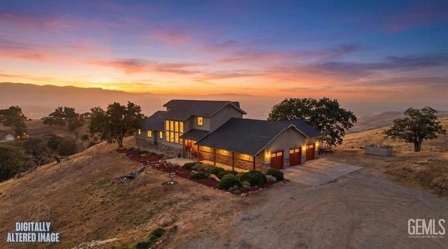 30951 Dapple Grey Ct, Tehachapi, CA 93561