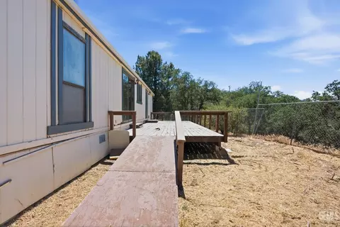 Other - 20313 Rex Dr, Tehachapi, CA 93561 photo 2 of 8