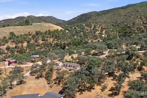 View/Area - 20313 Rex Dr, Tehachapi, CA 93561 photo 2 of 7
