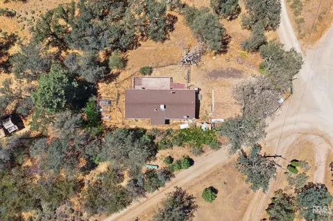 View/Area - 20313 Rex Dr, Tehachapi, CA 93561 photo 4 of 7