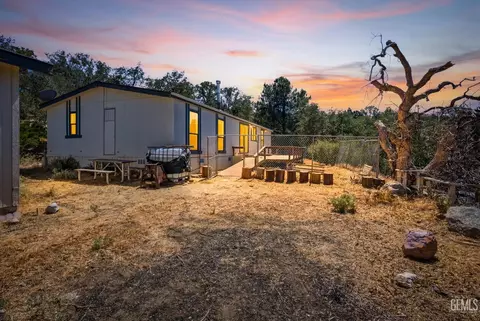 20313 Rex Dr, Tehachapi, CA 93561