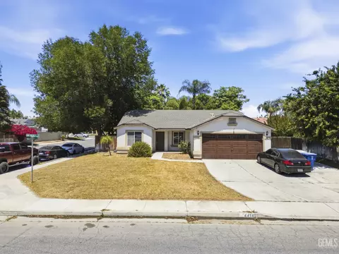 Exterior - 4414 Sun Devils Ave, Bakersfield, CA 93313 photo 2 of 7