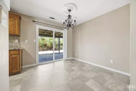 Dining - 4414 Sun Devils Ave, Bakersfield, CA 93313 photo 1 of 1