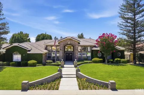 1409 Suffolk St, Bakersfield, CA 93312