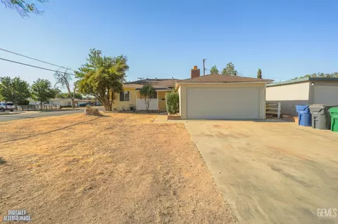 Exterior - 1441 W Jenner St, Lancaster, CA 93534 photo 1 of 7