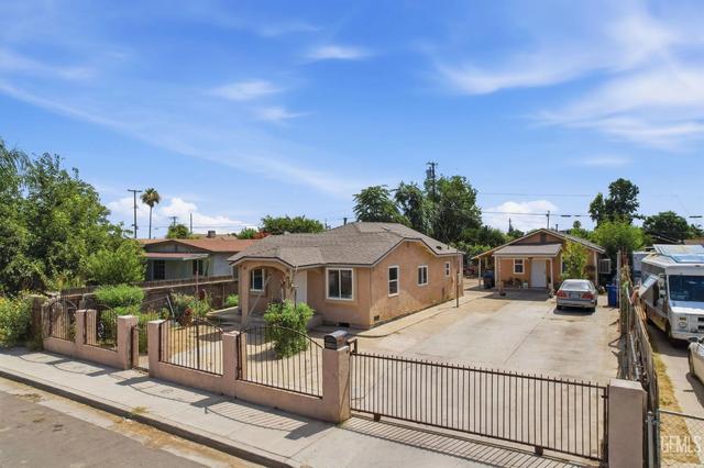 9717 Waco Ave, Lamont, CA 93241