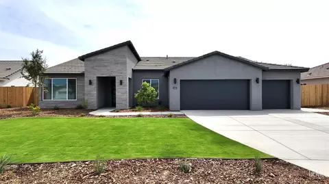 14661 Alpenglow St, Bakersfield, CA 93314