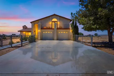 8940 Fuchsia Ave, California City, CA 93505