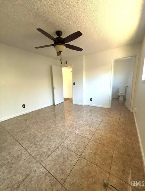 Bedroom - 2365 Fordham Ave, Clovis, CA 93611 photo 2 of 13
