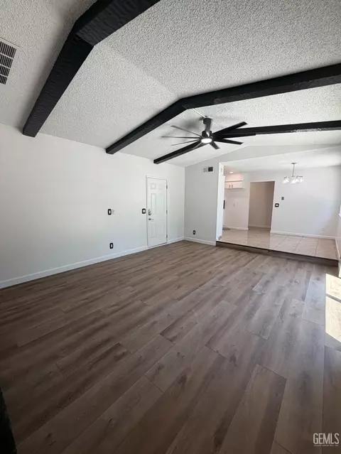 Living - 2365 Fordham Ave, Clovis, CA 93611 photo 6 of 8