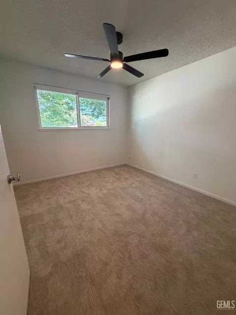 Bedroom - 2365 Fordham Ave, Clovis, CA 93611 photo 10 of 13