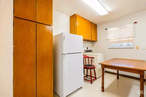 Other - 1412 E 11th St, Bakersfield, CA 93307 photo 5 of 5