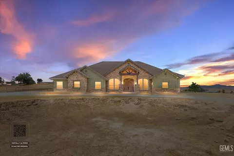 340 Amberhill Ln, Bakersfield, CA 93308