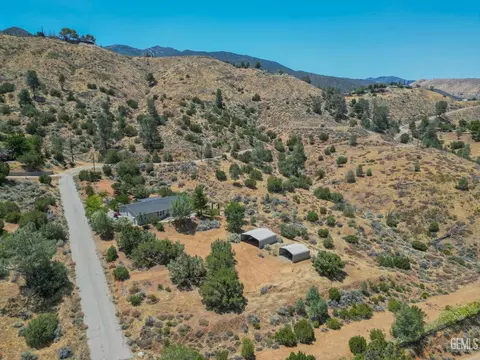 View/Area - 495 Brick Dr, Bodfish, CA 93205 photo 3 of 8