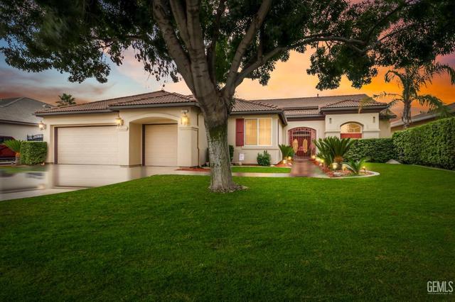 13417 Hinault Dr, Bakersfield, CA 93314