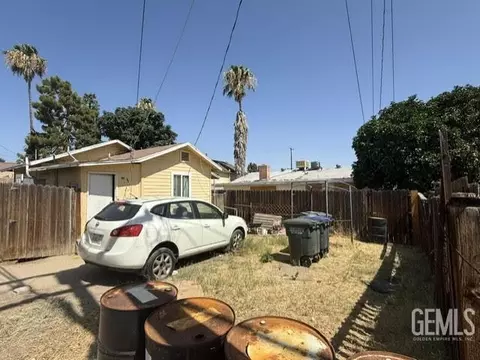 307 A St, Taft, CA 93268 photo 2