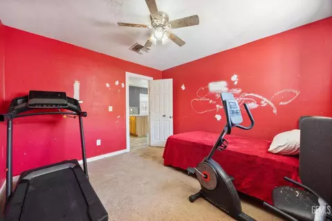 Bedroom - 515 Fillmore St, Taft, CA 93268 photo 3 of 3
