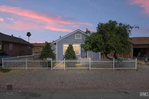 Exterior - 515 Fillmore St, Taft, CA 93268 photo 2 of 7