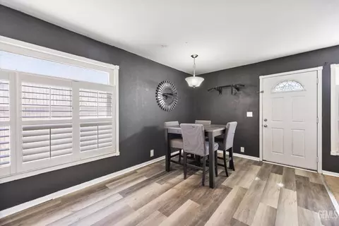 Dining - 515 Fillmore St, Taft, CA 93268 photo 1 of 1