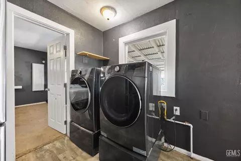 Other - 515 Fillmore St, Taft, CA 93268 photo 11 of 13