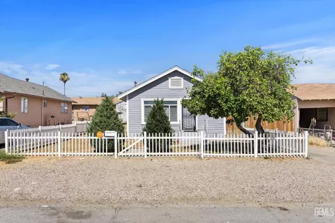 515 Fillmore St, Taft, CA 93268