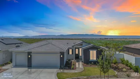 12605 Petaluma Ct, Bakersfield, CA 93311
