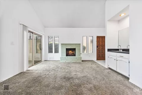 5551 Midsummer Dr #E, Bakersfield, CA 93308 photo 7