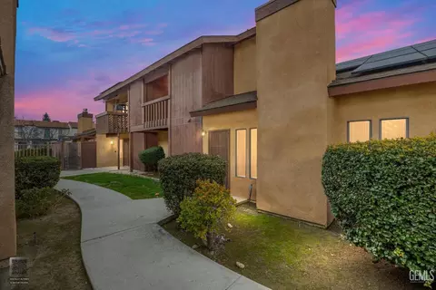 5551 Midsummer Dr #E, Bakersfield, CA 93308 photo 1