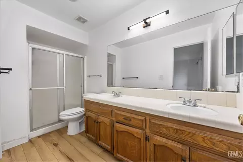 5551 Midsummer Dr #E, Bakersfield, CA 93308 photo 23