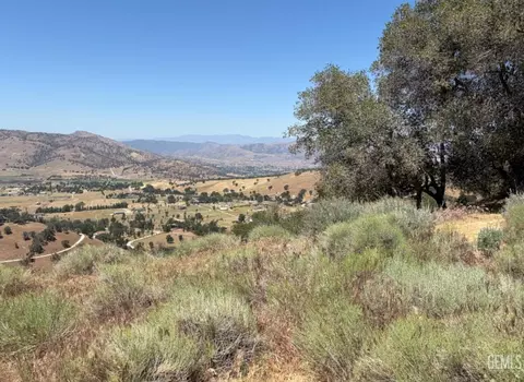 0 Zurich Dr, Tehachapi, CA 93561 photo 3