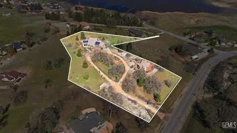 View/Area - 28221 Cumberland Rd, Tehachapi, CA 93561 photo 3 of 3
