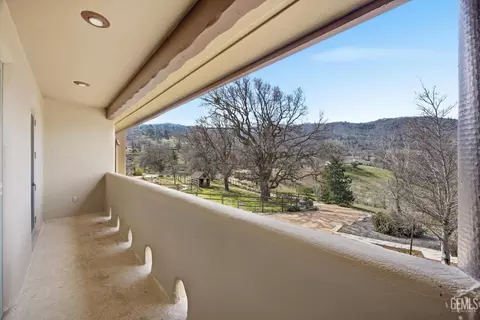 Other - 28221 Cumberland Rd, Tehachapi, CA 93561 photo 8 of 11
