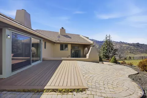 Exterior - 28221 Cumberland Rd, Tehachapi, CA 93561 photo 7 of 11