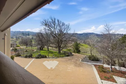 Other - 28221 Cumberland Rd, Tehachapi, CA 93561 photo 9 of 11