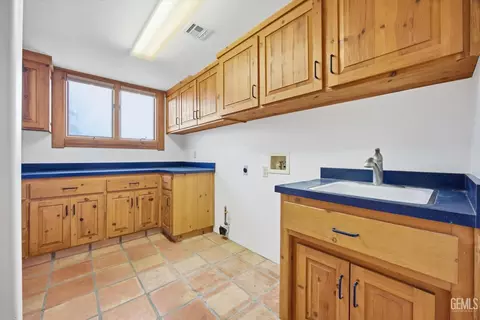 Other - 28221 Cumberland Rd, Tehachapi, CA 93561 photo 7 of 11
