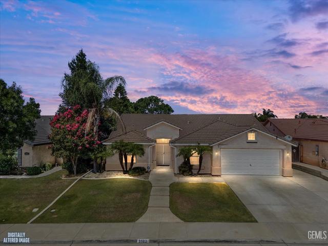 3523 Floral Meadow Dr, Bakersfield, CA 93308