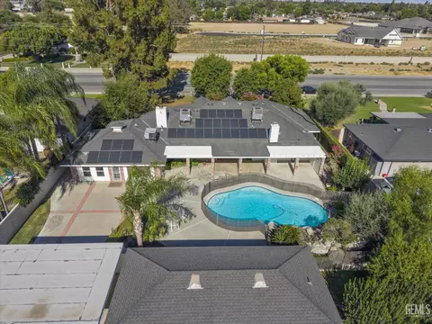View/Area - 2017 Renfro Rd, Bakersfield, CA 93314 photo 2 of 6