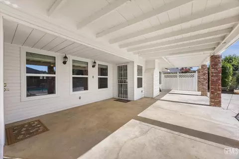 Exterior - 2017 Renfro Rd, Bakersfield, CA 93314 photo 5 of 15