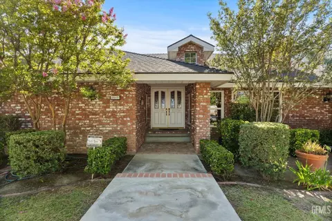Exterior - 2017 Renfro Rd, Bakersfield, CA 93314 photo 4 of 15