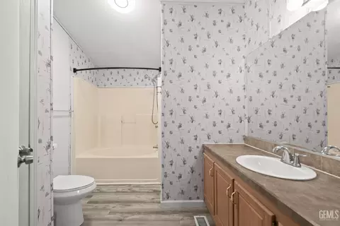 0 717 Iris St, Bakersfield, CA 93308 photo 18