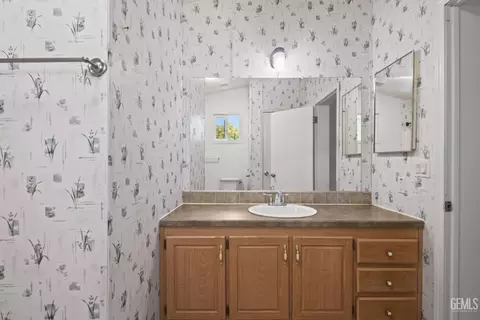 0 717 Iris St, Bakersfield, CA 93308 photo 19