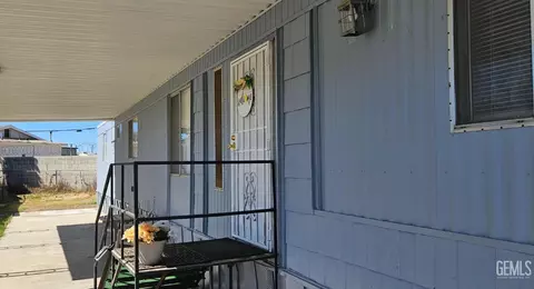 5000 Pierce Rd #16, Bakersfield, CA 93308 photo 2