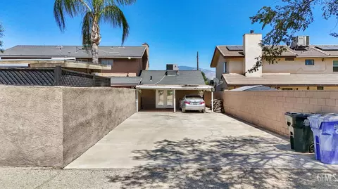 449 Campus Dr, Arvin, CA 93203 photo 42