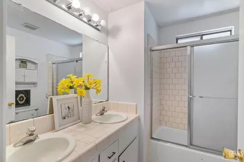 449 Campus Dr, Arvin, CA 93203 photo 35
