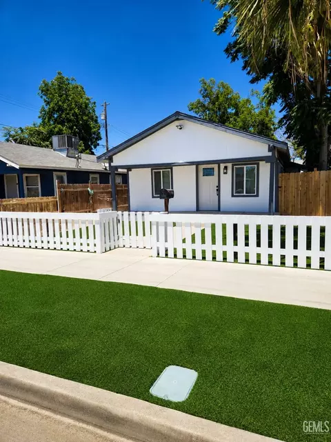 1006 6th St, Bakersfield, CA 93304