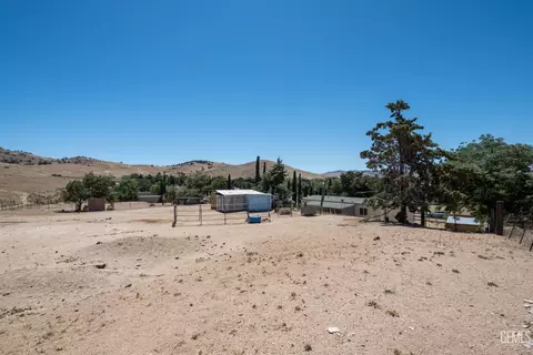 1195 Arabian Dr, Tehachapi, CA 93561 photo 36